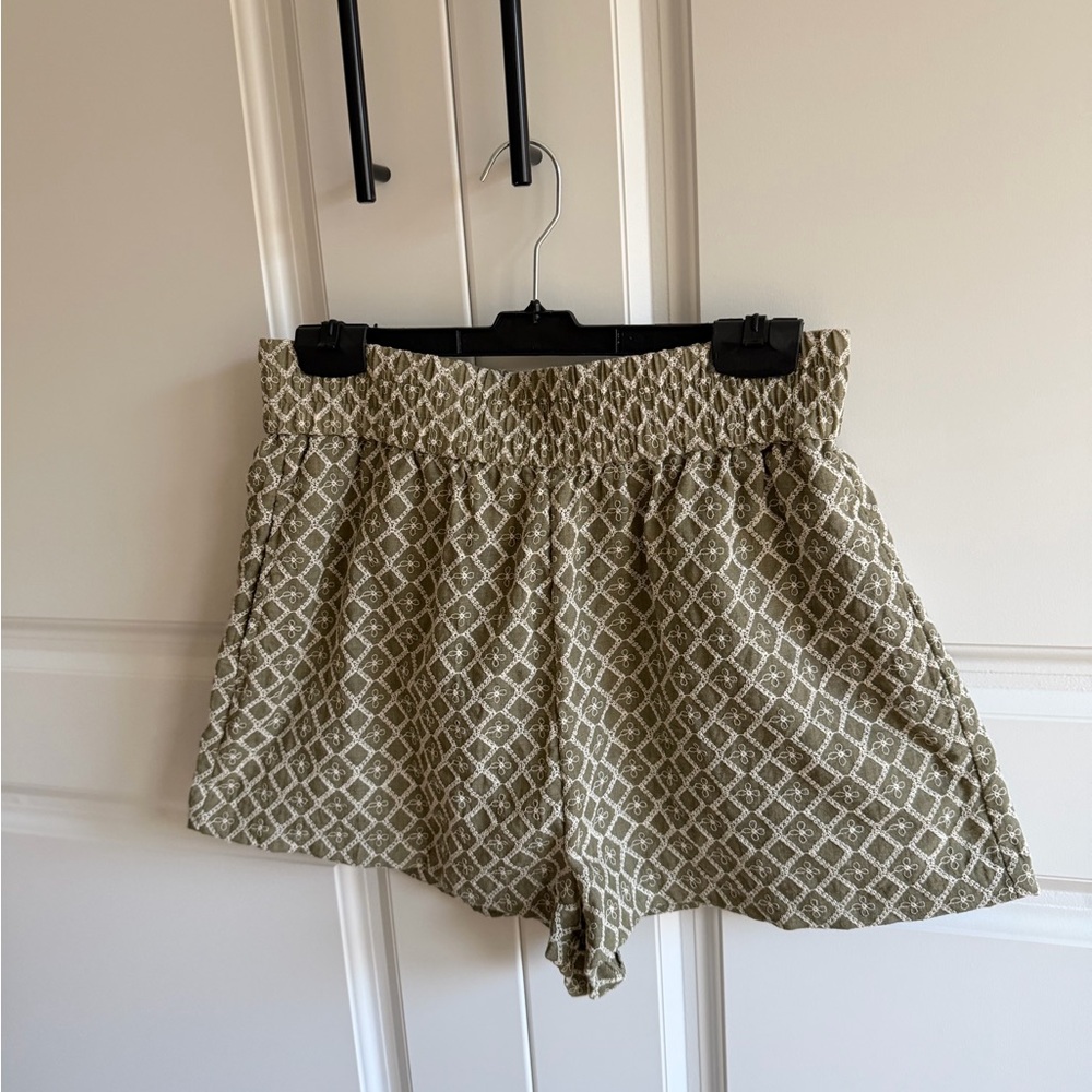 Zara Olive Diamond Pattern High Waist Shorts